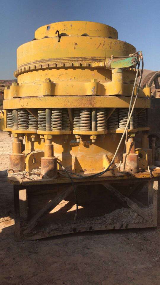 二手圆锥式石料破碎机制砂机整套砂石料生产线设备低价出