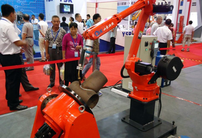 山东矿机智能机器人闪耀中日韩产业博览会，引领矿山机械销售新纪元